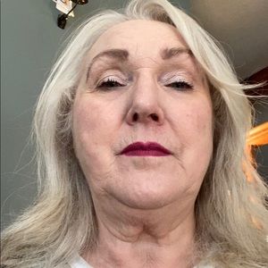 Meet your Posher, Jeannie